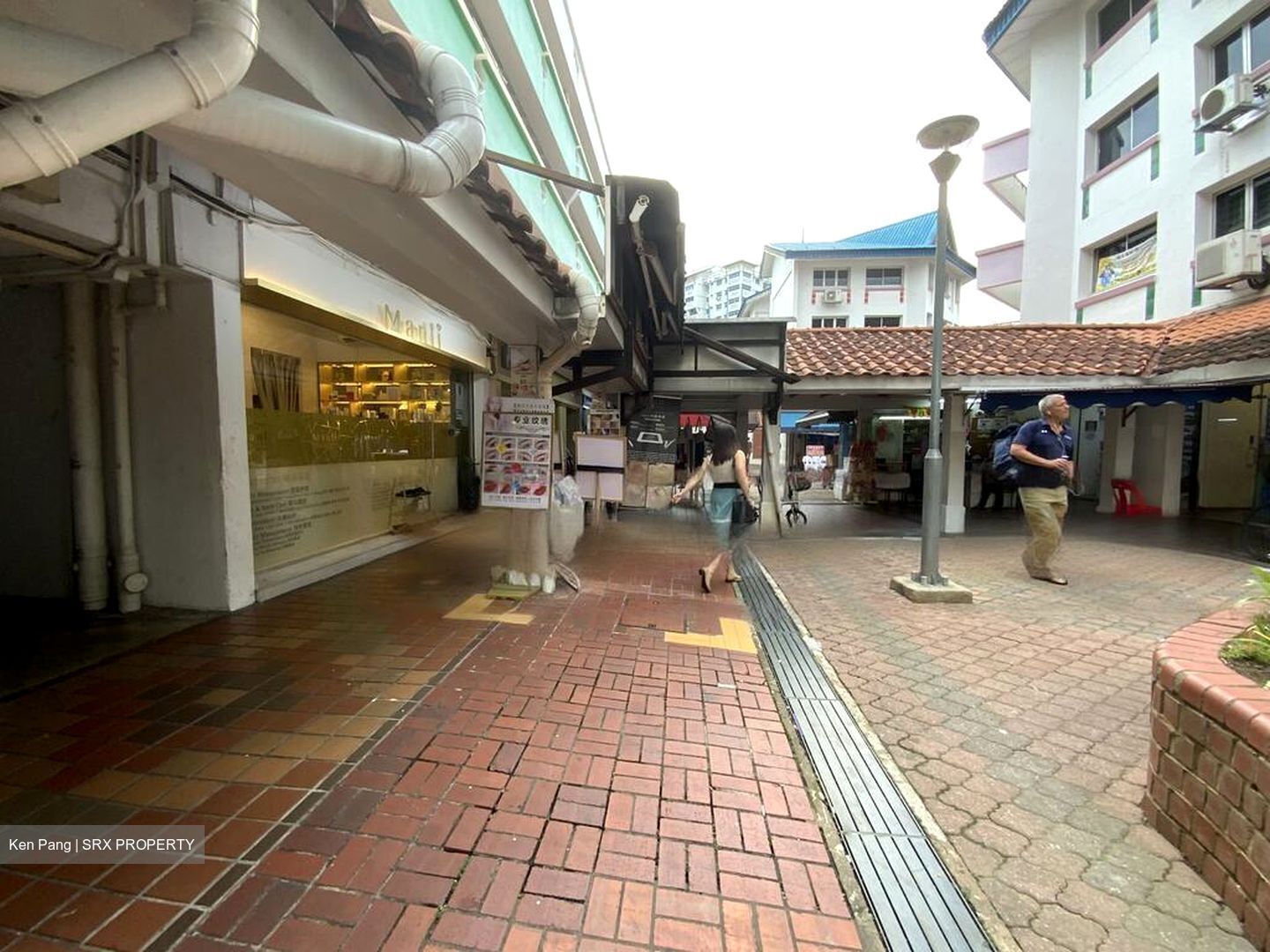 305 WOODLANDS STREET 31 (D25), Retail #483088971